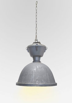Industri&euml;le dikbuik fabriekslamp hanglamp