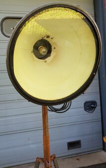Grote-oude-industriele-vloerlamp-staandelamp-vintage-retro-3