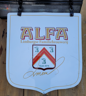Alfa-bier-reclamebord-uithangbord-naambord-lichtreclame-decoratie-kroeg-cafe-mancave-2