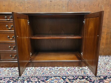 Klassiek-Engels-Mahonie-Chesterfield-Dressoir-Ladekast-Kantoorkast-8