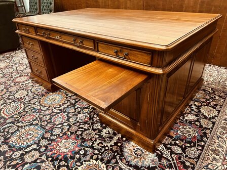 Klassiek-Engels-Antiek-Chesterfield-Jan-Frantzen-Bureau-Desk-Partnerdesk-16