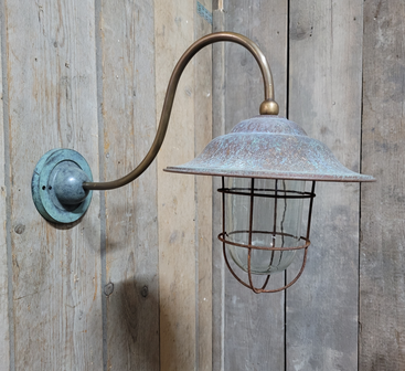 Landelijke-klassieke-koperen-stallamp-buitenlamp-met-patina-wandlamp-12