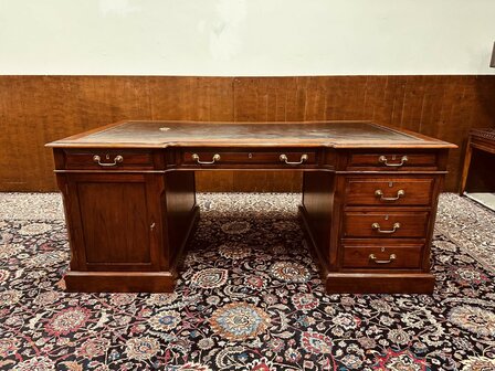 Klassiek-Engels-Antiek-Globe-Wernicke-Bureau-Partnerdesk