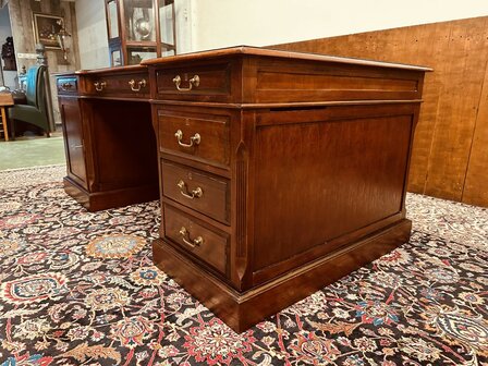 Klassiek-Engels-Engelse-Antiek-Oud-Bureau-Desk-Partnerdesk-Globe-Wernicke-4
