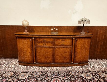 Klassiek-Italiaans-Wortelhout-Dressoir