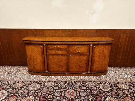 Klassiek-Italiaans-Wortelhout-Dressoir
