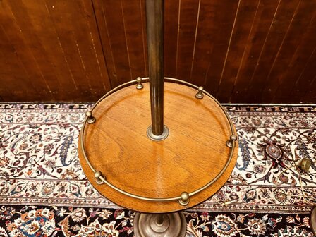 Klassiek-Engels-Antiek-Vloerlamp