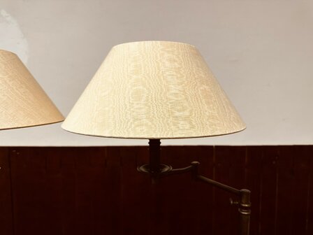 Klassiek-Engels-Antiek-Vloerlamp