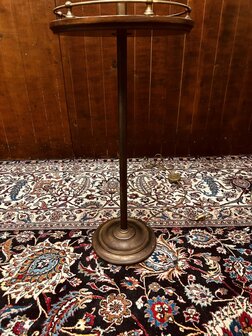 Klassiek-Engels-Antiek-Vloerlamp