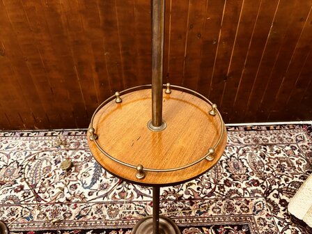 Klassiek-Engels-Antiek-Vloerlamp