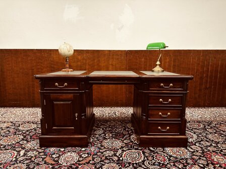 Klassiek-Engels-Bureau-Lederen-Inleg