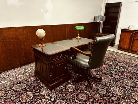 Klassiek-Engels-Bureau-Lederen-Inleg