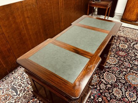Klassiek-Engels-Bureau-Lederen-Inleg
