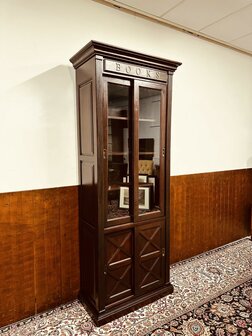 Klassiek-Engels-Antiek-Boekenkast