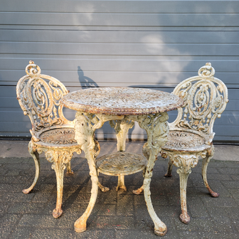Antieke-gietijzeren-tuinset-bistro-set-tafel-met-2-stoelen-van-gietijzer