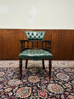 Engelse-Chesterfield-Bureaustoel-Captain-Chair