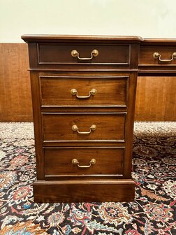 Engels-Antiek-Bureau