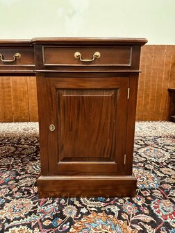 Engels-Antiek-Bureau