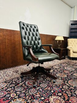 Engelse-Groene-Chesterfield-Bureaustoel