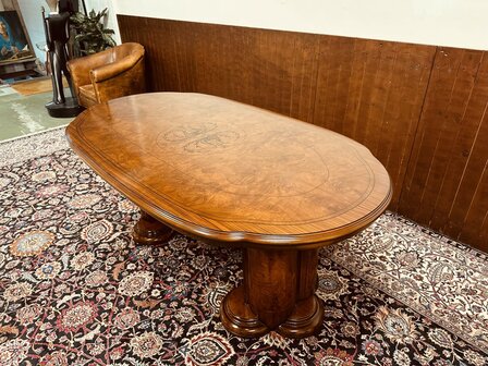 Antieke-Italiaanse-Eettafel