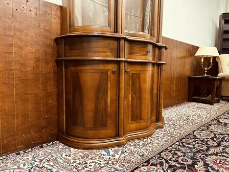 Klassieke-art-nouveau-Boekenkast