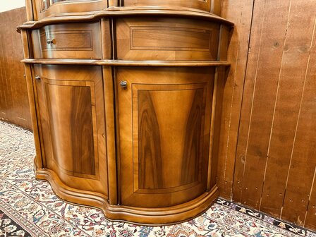 Klassieke-art-nouveau-Boekenkast