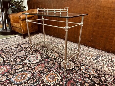 Glazen-sidetable-eichholtz