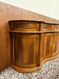 Klassieke-art-nouveau-Dressoir