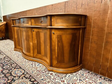 Klassieke-art-nouveau-Dressoir