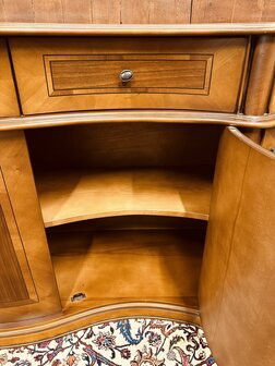 Klassieke-art-nouveau-Dressoir