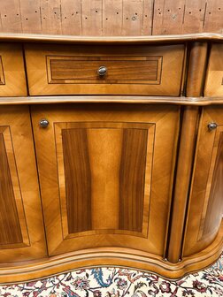Klassieke-art-nouveau-Dressoir