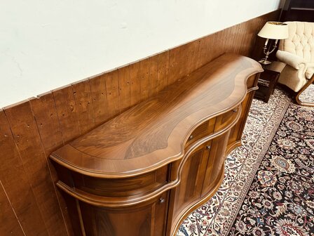 Klassieke-art-nouveau-Dressoir