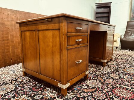 Klassiek-Italiaans-Assi-Dassolo-Bureau