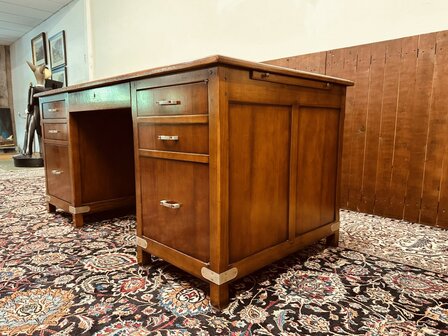 Klassiek-Italiaans-Assi-Dassolo-Bureau