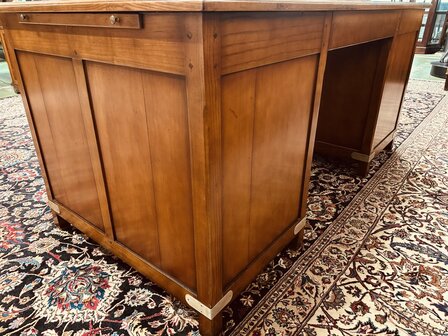 Klassiek-Italiaans-Assi-Dassolo-Bureau