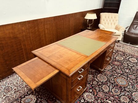 Klassiek-Italiaans-Assi-Dassolo-Bureau