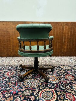 Klassieke-Engelse-Bureaustoel-Mint