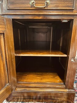 Antiek-Klassiek-Bureau-Partnerdesk