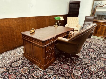 Engels-Bureau-Bruine-Inleg