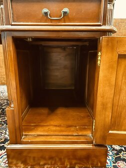 Engels-Bureau-Bruine-Inleg