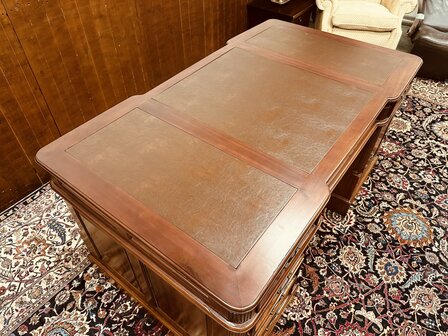 Engels-Bureau-Bruine-Inleg