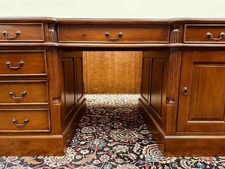 Engels-Bureau-Bruine-Inleg