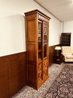 Klassiek-Engelse-Books-Boekenkast