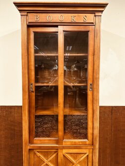 Klassiek-Engelse-Books-Boekenkast