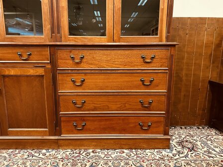 Klassiek-Engelse-Mahonie-Bibliotheekkast