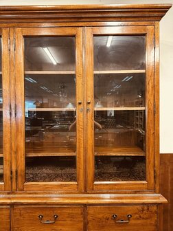 Klassiek-Engels-Eichholtz-Bibliotheekkast