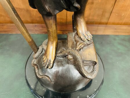 Bronzen-Beeld-Vrouw-Justitia
