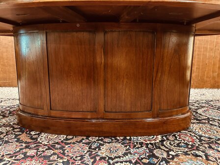 Engelse-Globe-Wernicke-Vergadertafel