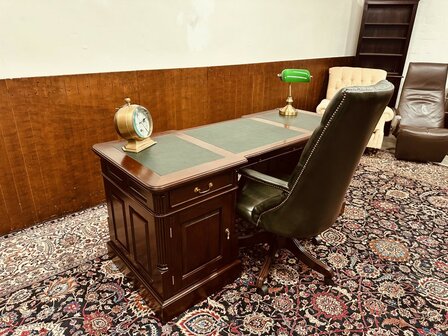 Klassiek-Engels-Bureau-met-Lederen-Inleg