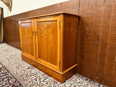 Klassiek-Engelse-Dressoir-Kantoorkast